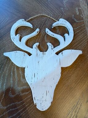 White Distressed Wooden Deer Head Wall Hanging